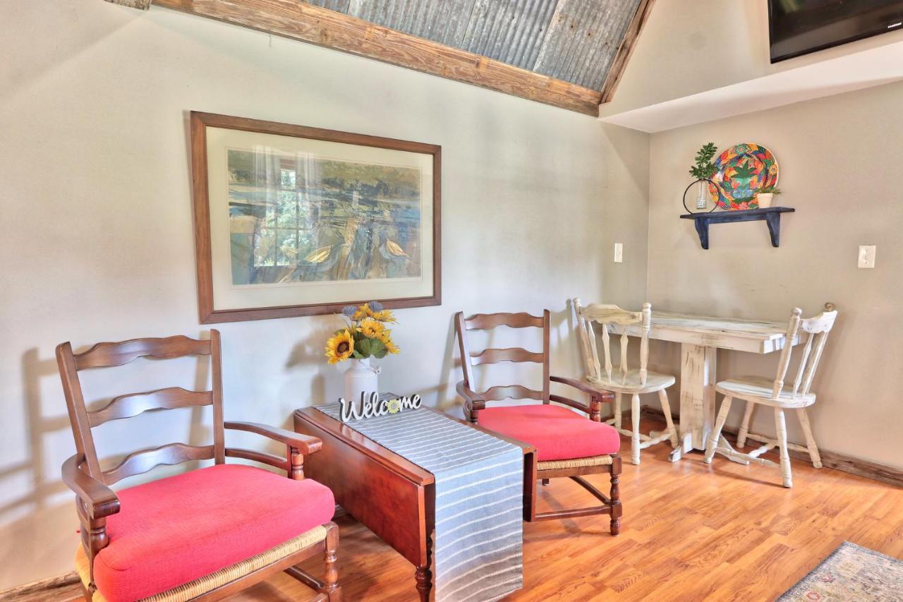 Sunflower Ridge Bungalow Wimberley Exteriér fotografie